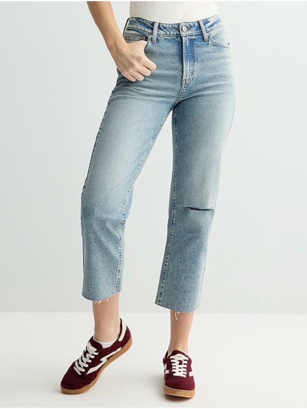 SO Light Blue High-Rise Cropped Jeans size 3/26